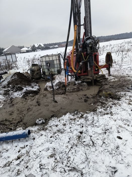 Studnie głębinowe,Kopanie studni w kręgach, czyszczenie i pogłębianie