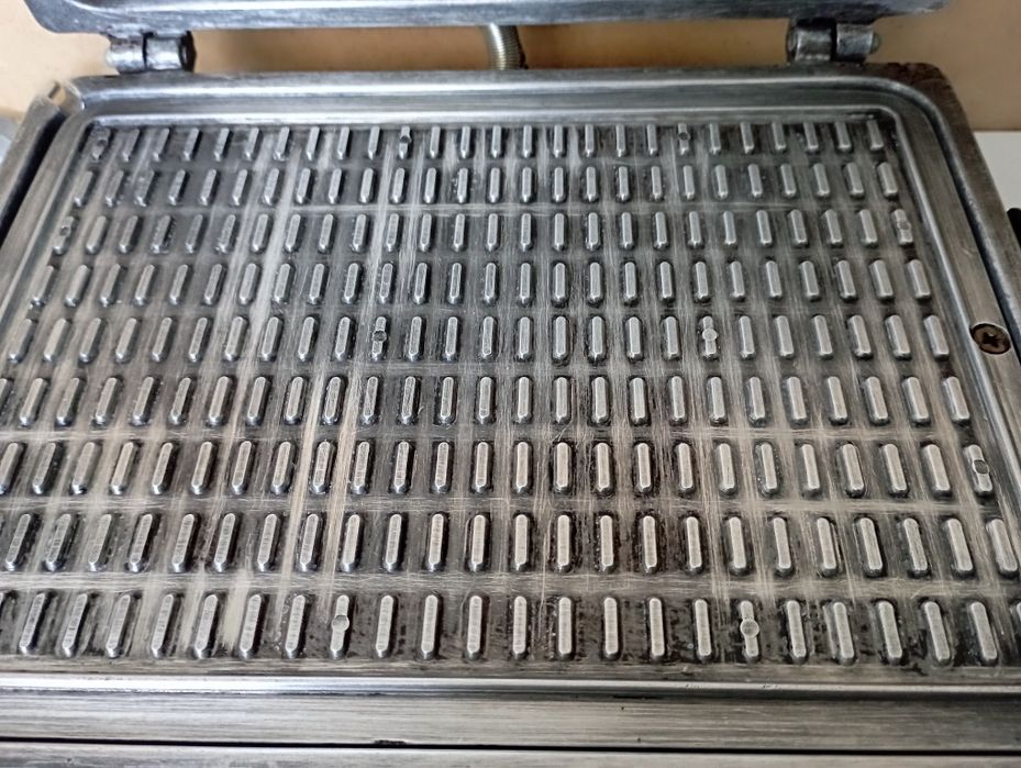 Вафельница.Электрическая.