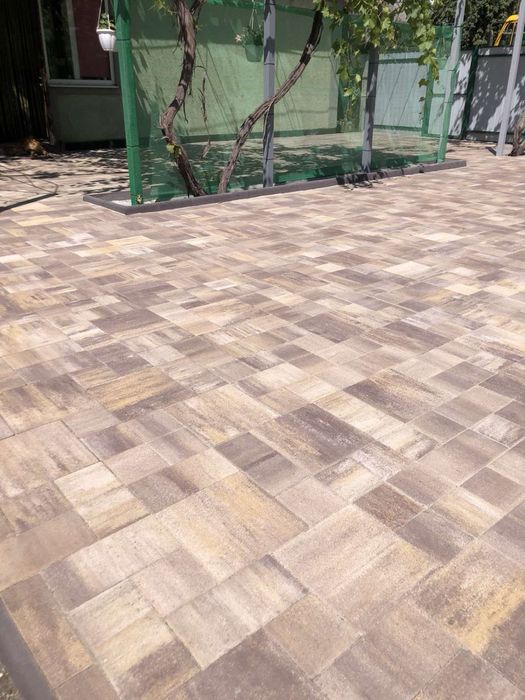 Укладка тротуарный плитки