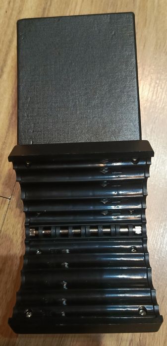 Kieszonkowy nacinacz tub światłowodowych 4.5-11mm.