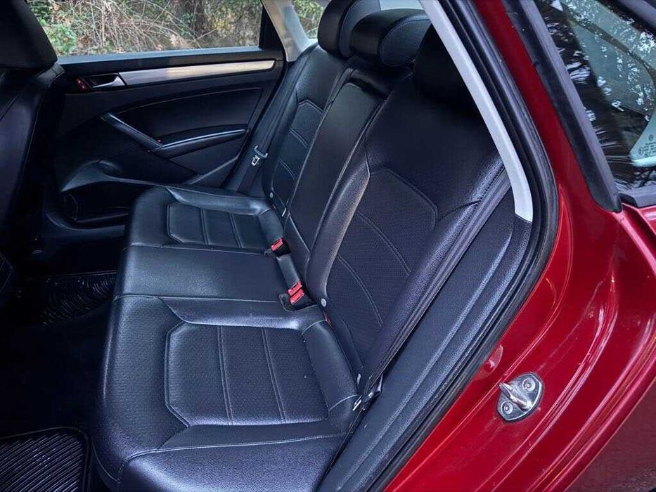 Volkswagen Passat      2015