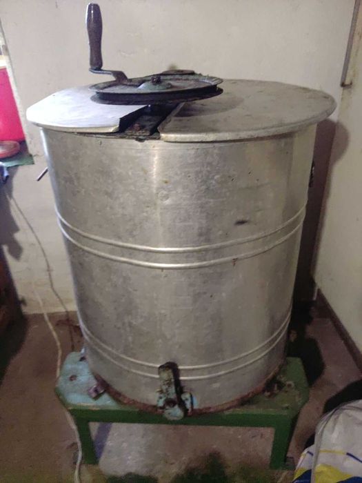 Улья рамки медогонка б/у