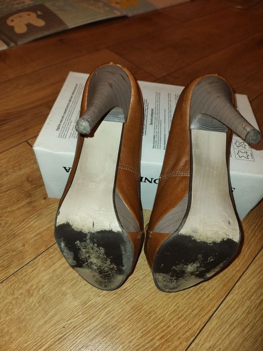 Brązowe szpilki rozmiar 39