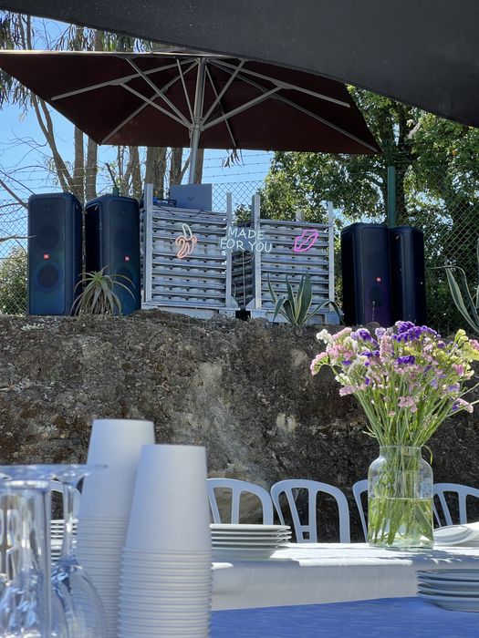 Eventos & Animação Profissional – DJ / Fotógrafo / Som / Luz