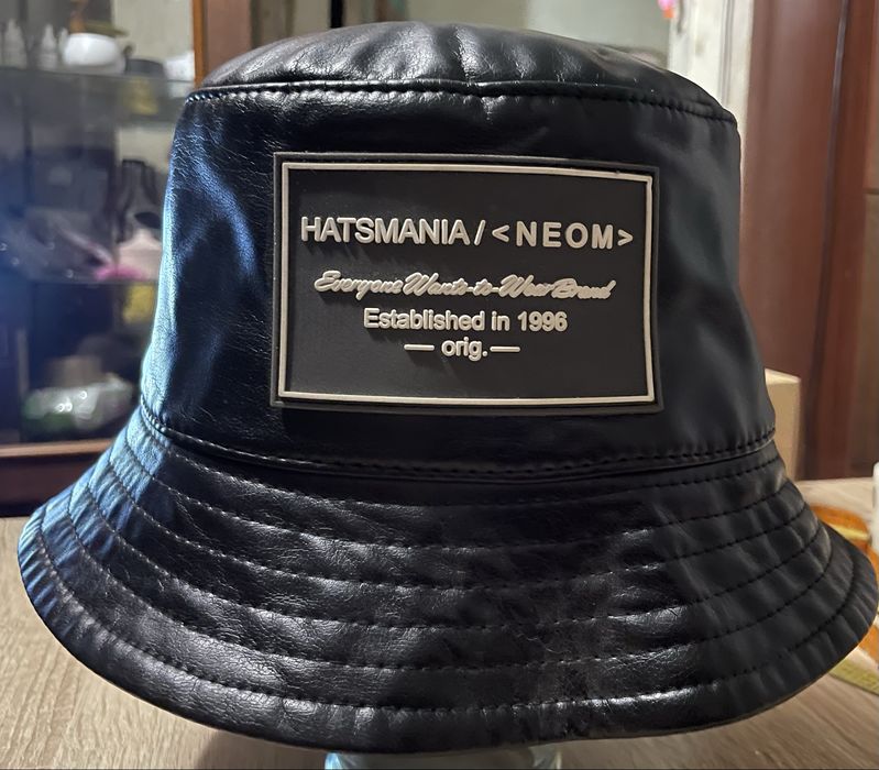 Стильна шапка капелюх кепка