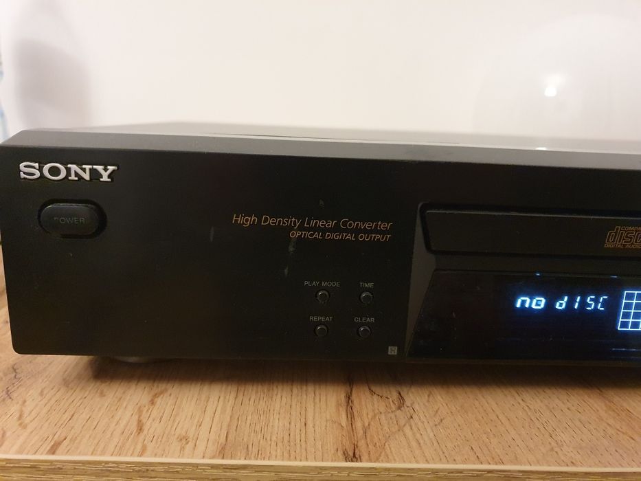 CD  Sony cdp 370 vintage brak pilota