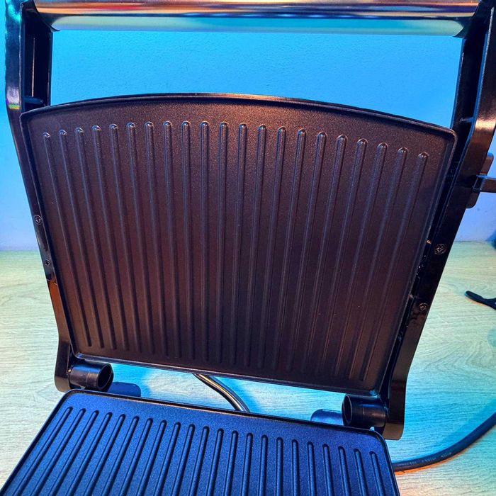 Princess 112415 Contact Grill – Panini Grill – Ruchoma Górna Płyta