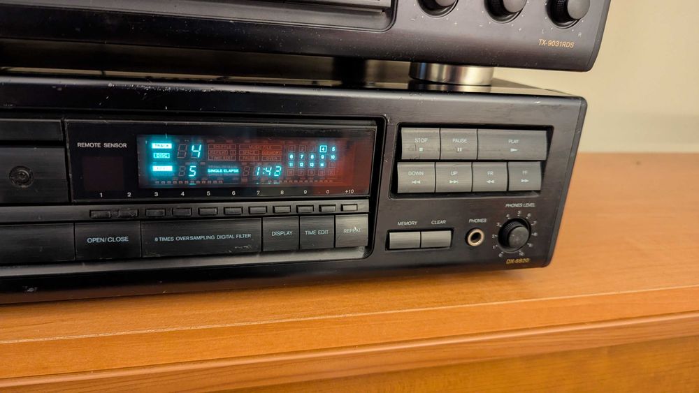 wysokiej jakości zestaw Hi-Fi stereo Onkyo - amplituner, CD, pilot