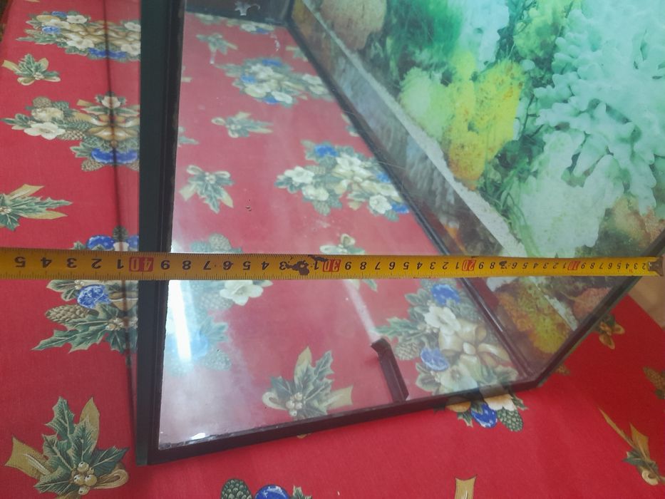 Продається акваріум 250л.
