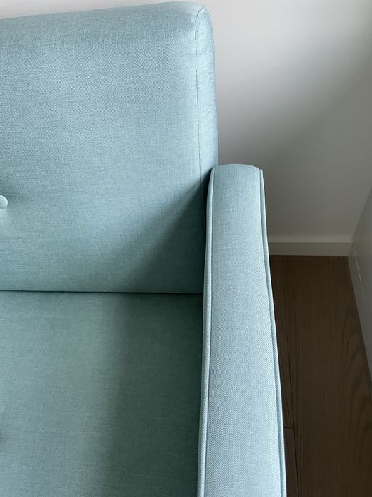 Sofá cama verde menta em muito bom estado