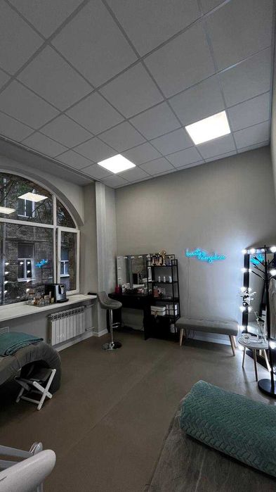 Аренда офисного помещения в бизнес-центре «Доминион» 19 м² на 1 этаже