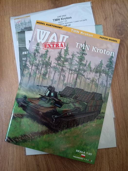 Kroton Wak lasery gąski model kartonowy