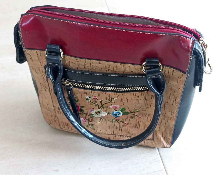 Carteira de Senhora em Cortiça