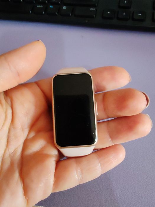 HUAWEI Band 6 com várias pulseiras