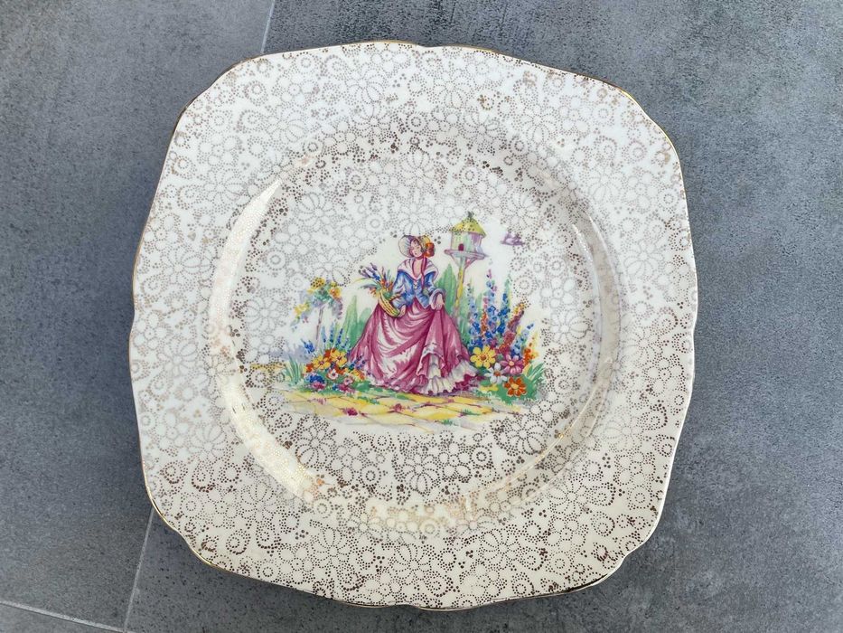 Vintage Hollinshead and Kirkham talerz