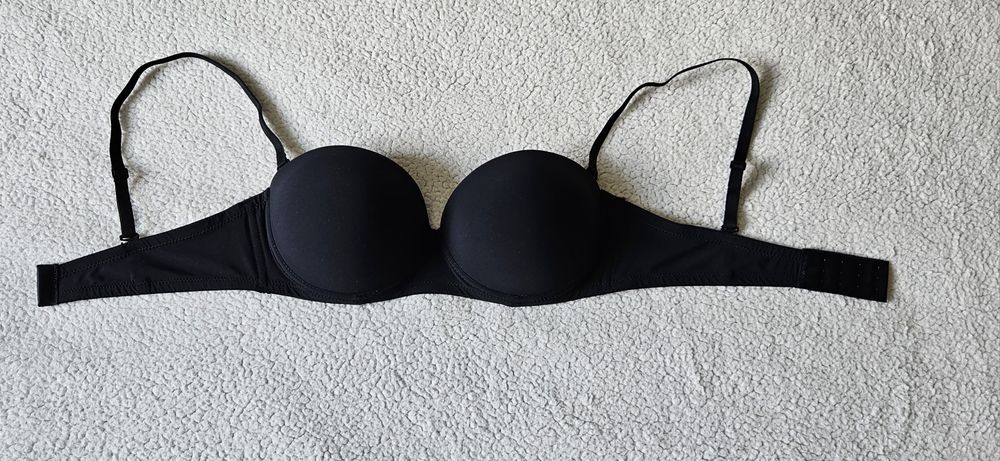 Nowy czarny biustonosz opaska Tezenis Madrid