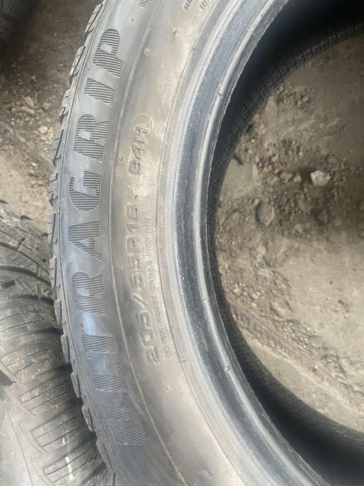 Продам зимову  резину Goodyear 205/55R16
