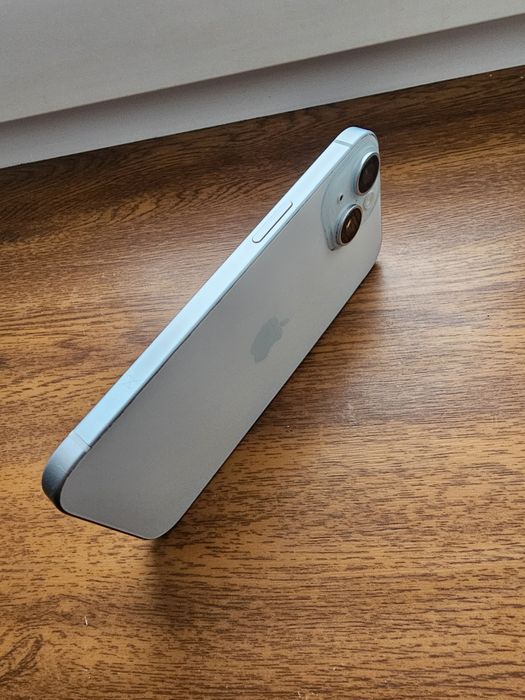 Iphone 15 stan bardzo dobry