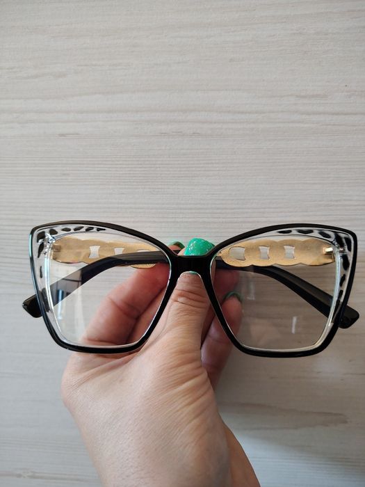 Bardzo ładne okulary zerówki