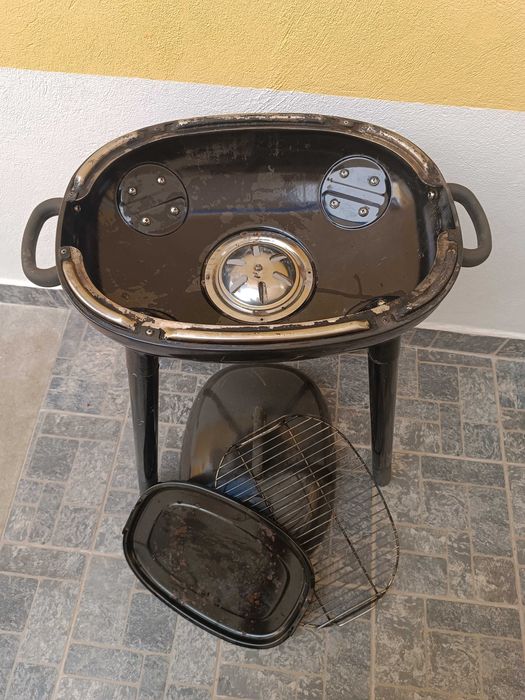 Grelhador para BBQ compato e robusto.