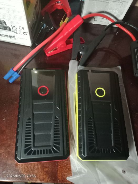 Бустер 1200А, пусковое для авто Car Jumps Starter