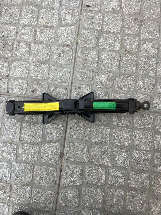 Домкрат HYUNDAI TUCSON Kia 1 2004- 2010
