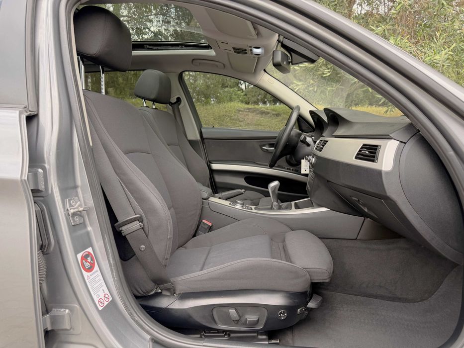 BMW 320 d LCI Navigation 184cv # 2010/11