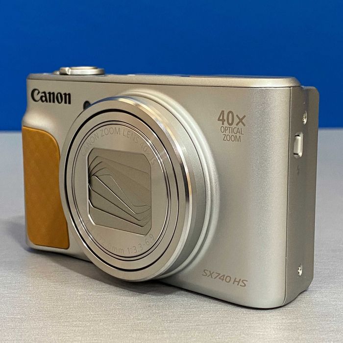 Canon PowerShot SX740 HS Lite (20.3MP) - Travel Kit - NOVA