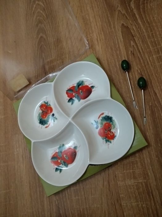 Менажница новая салатница