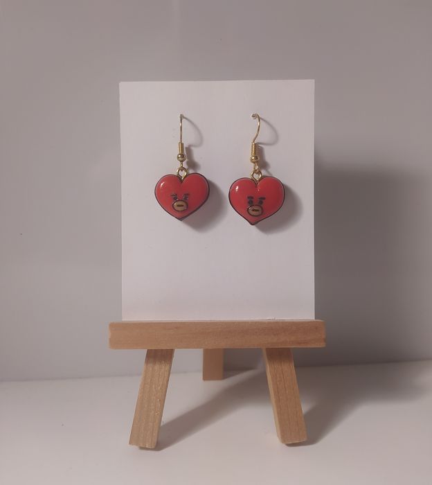 Kolczyki BT21 TATA