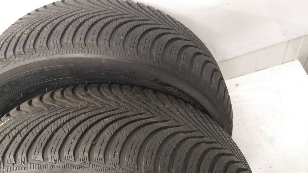 P549493 para 225/55R16 99H Michelin Alpin5 dot.2815