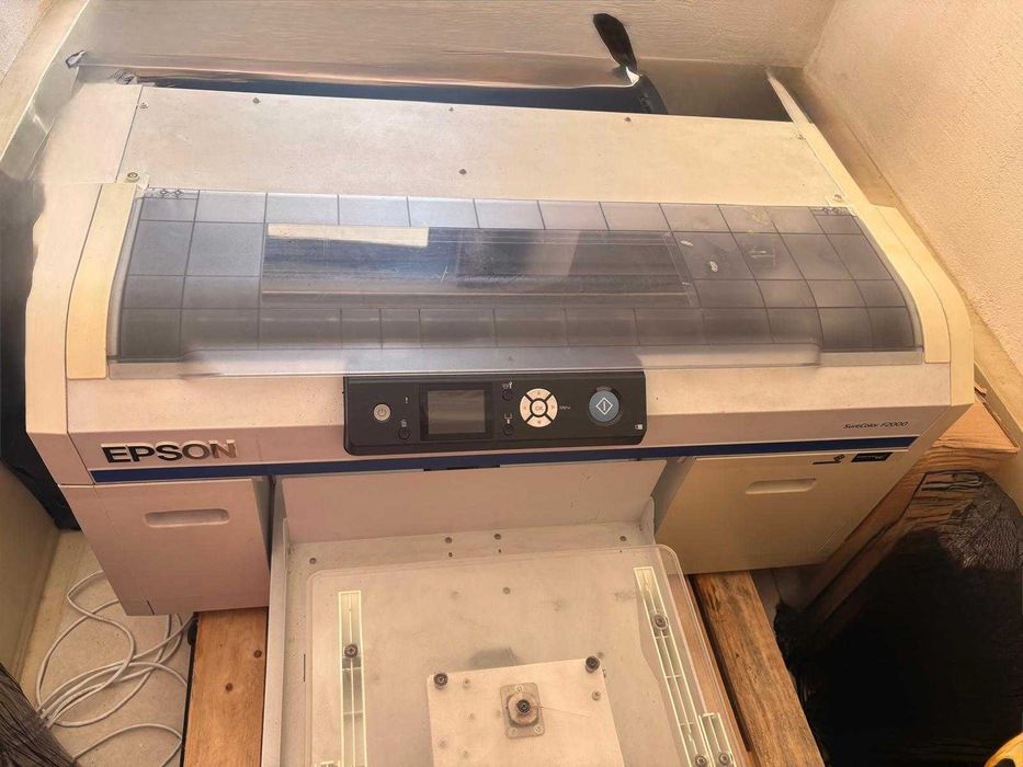 Epson SureColor SC-F2000 DTG - Cabeça Nova, Pronta a Trabalhar
