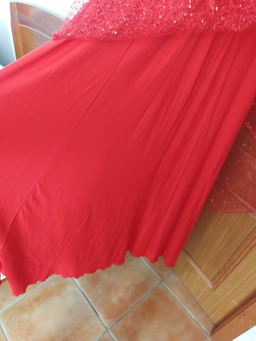 Vestido cerimónia vermelho feito à medida
