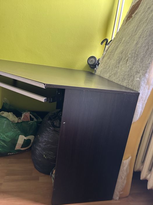 Sprzedam biurko brązowe