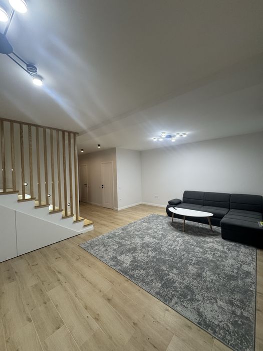 Оренда сучасного Таун Хауса, перша здача