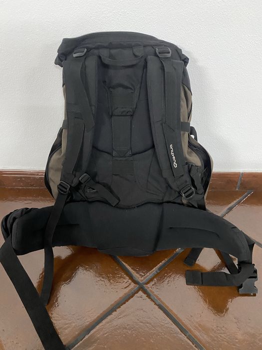 Mochila marca Forclaz 60