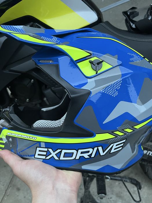 Продам шолом Exdrive , стан чудовий))