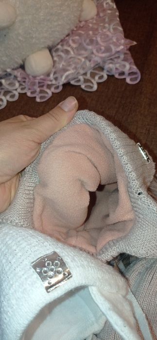 Шапочки зимові на дівчинку, двійнят 40,42 розмір