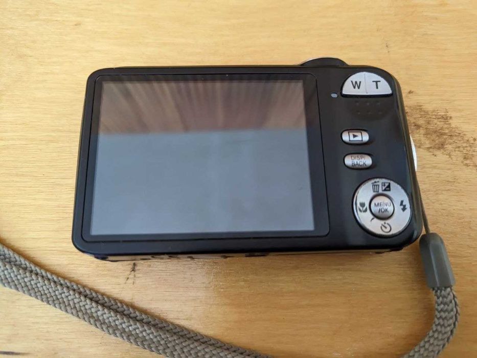 Цифровой фотоаппарат Fujifilm FinePix JV200