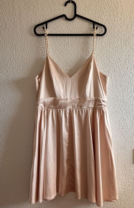 Vestido champanhe