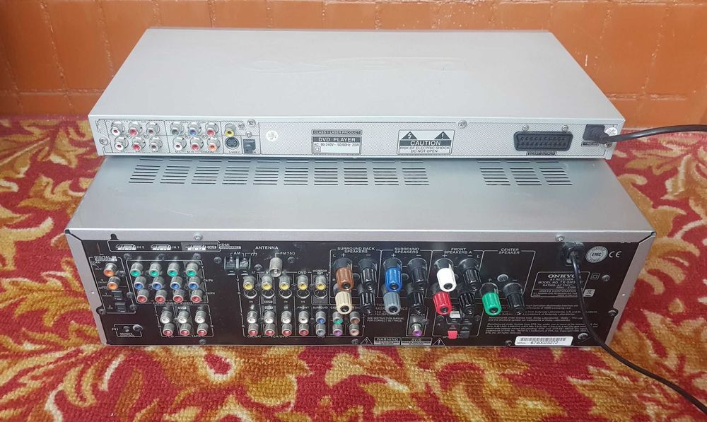 АВ ресивер Onkyo TX-SR505E + ДВД  DESO 4800