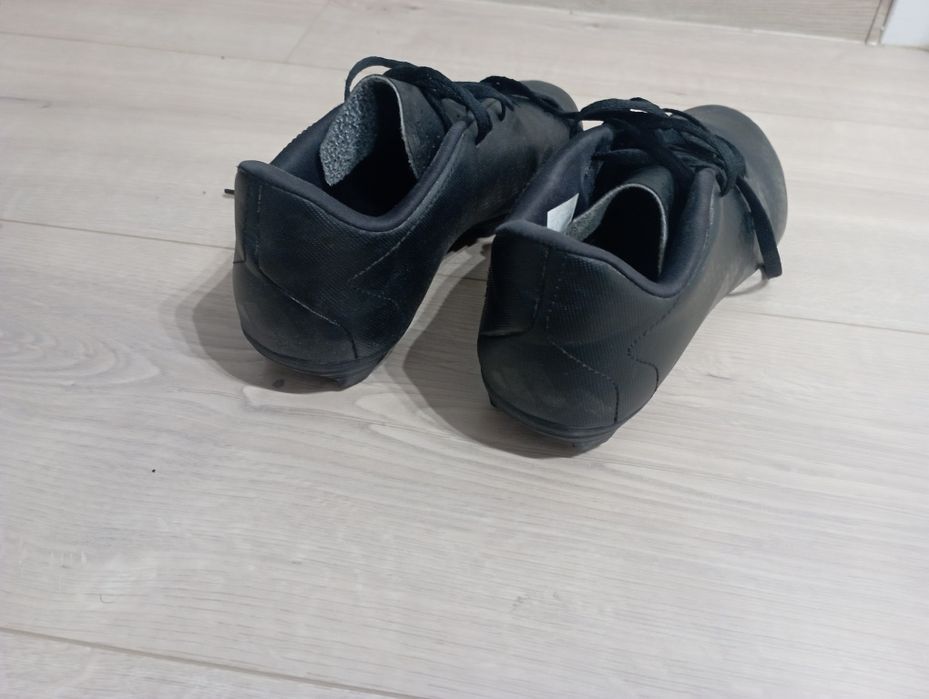 Buty piłkarskie adidas Predator