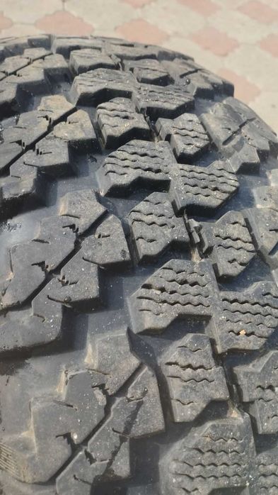 2 грязевых колеса в  зборе forward safari 530  235/75/15
