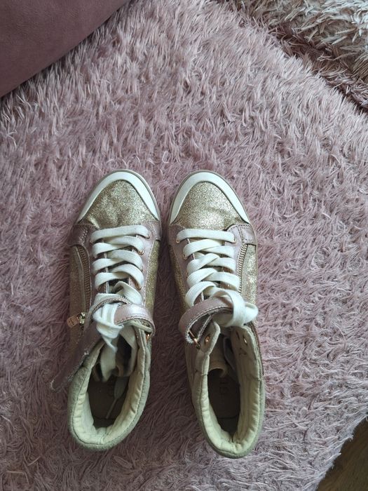Buty damskie Guess
