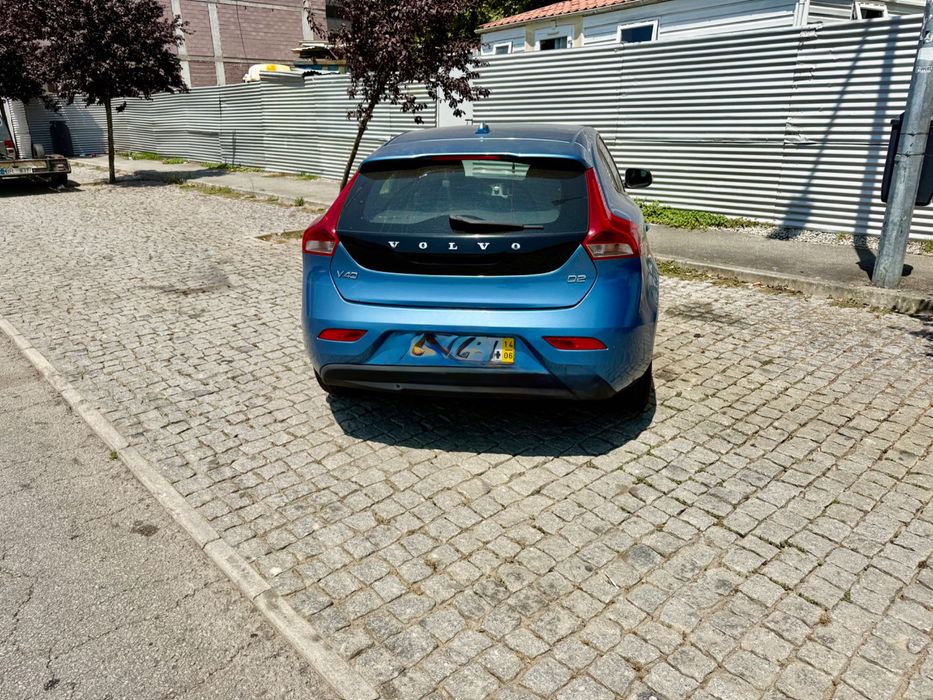 Volvo V40 — fotografia 4