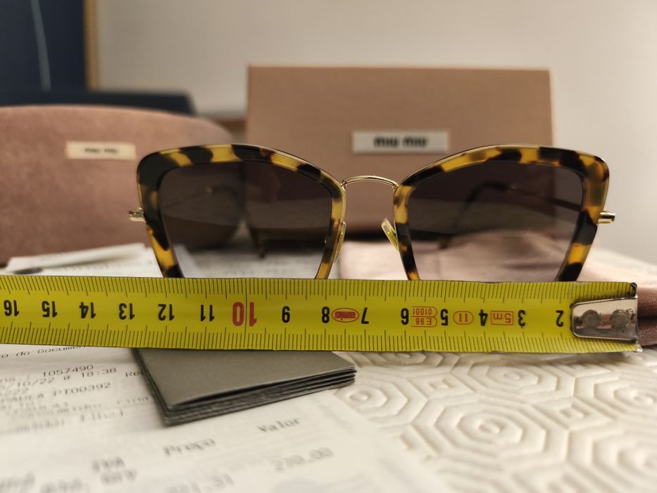 Óculos de sol Miu Miu  Core Collection