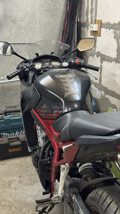 Продам Хонда сбр 650ф