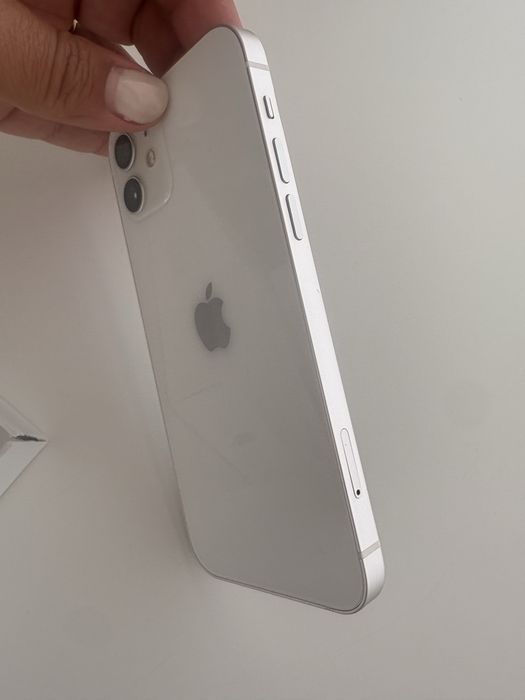 Iphone 12 branco como novo 64gb