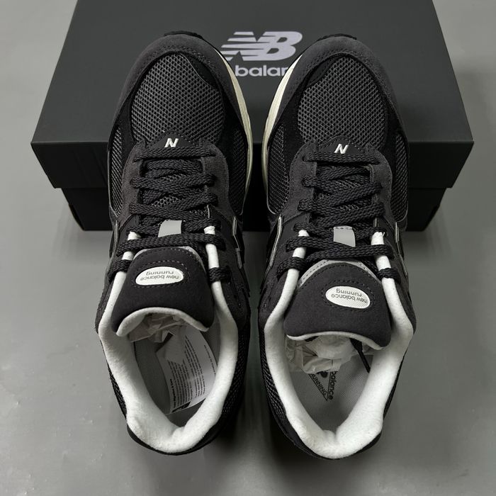 New Balance 2002R оригинал новые кроссовки мужские Grey Black (NEW)