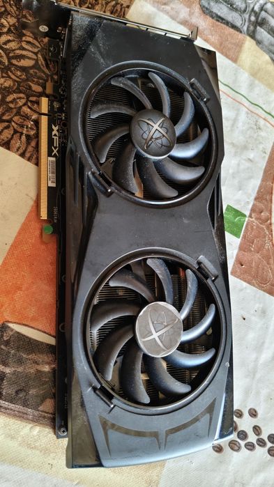 Відеокарта XFX 480-8gb зашита під майнінг